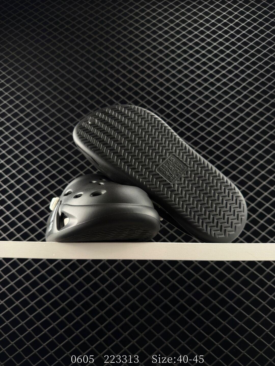 כפכפים של  אדידס